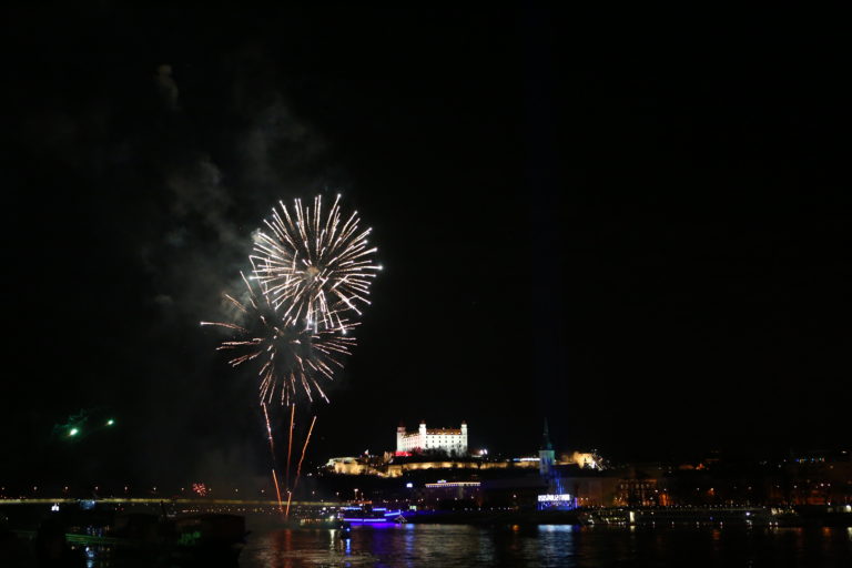 Silvestrovský ohňostroj v Bratislave