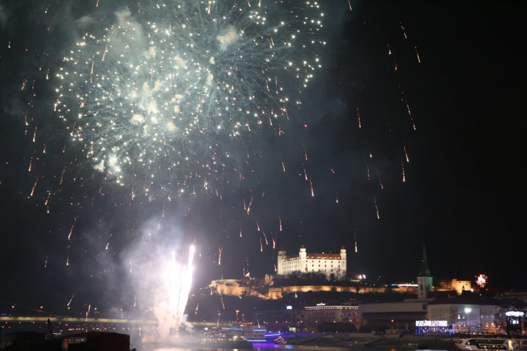 Silvestrovský ohňostroj v Bratislave