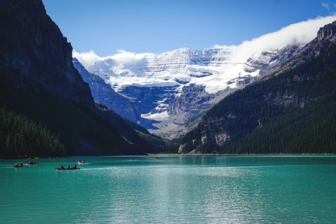 Jazero lake Louise Banff Natioanl Park