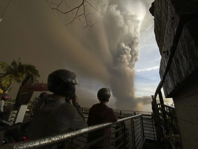 Filipíny, výbuch sopky Taal