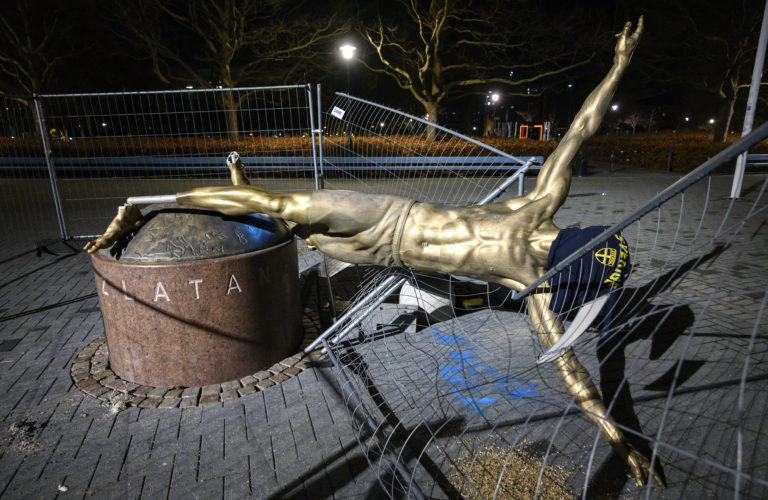 Socha, vandali, Zlatan Ibrahimovič, Malmö