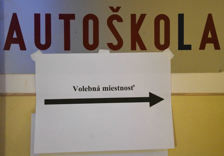 VOĽBY: Príprava a otvorenie volebných miestností