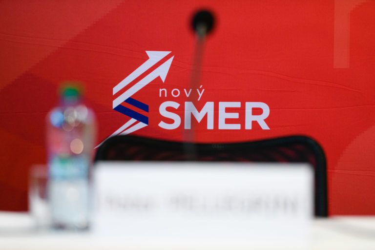 Smer SD, logo