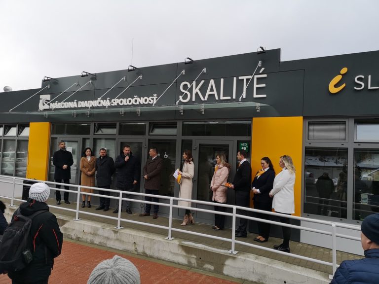 Skalite, vstupna brana