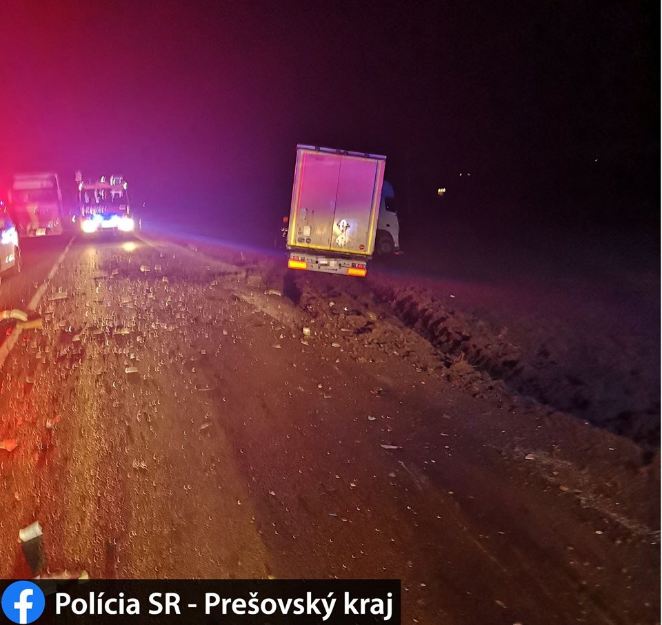 čelná zrážka, kamión, auto