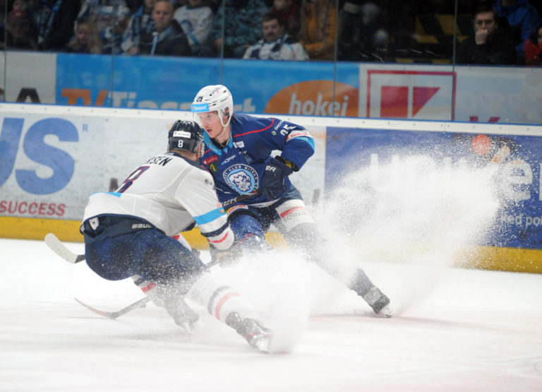 HOKEJ TL: Nitra - Bratislava