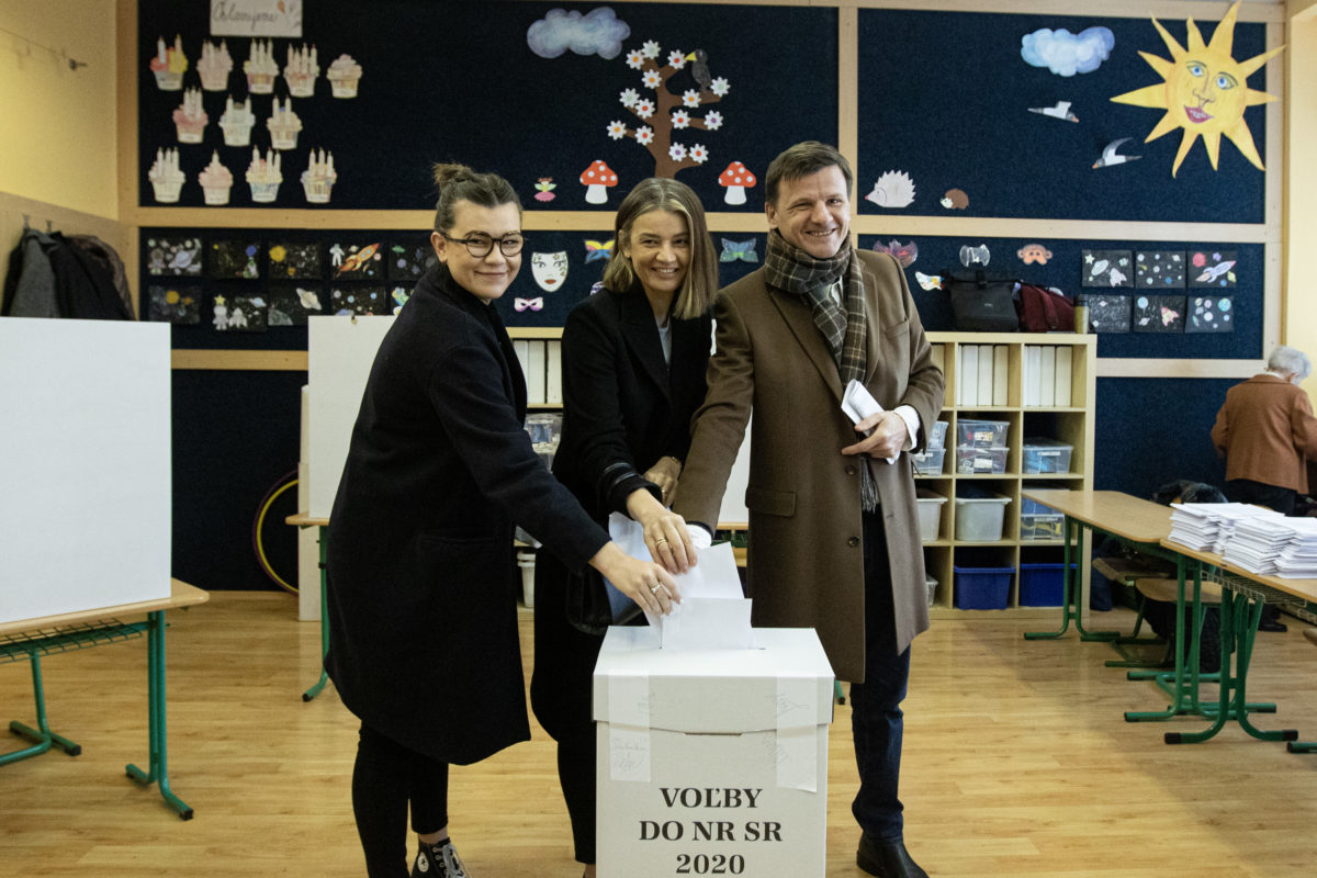 VOĽBY: Volebný akt Alojza Hlinu