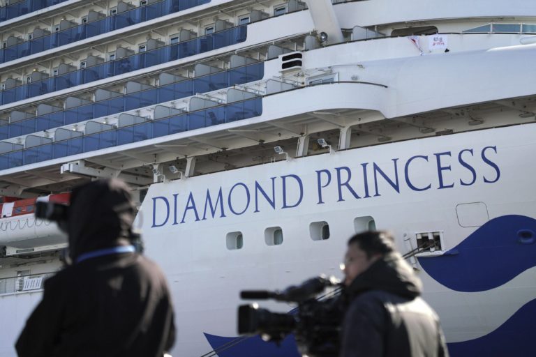 Koronavirus, Japonsko, loď Diamond Princess