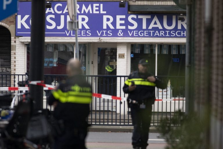 Holandsko, polícia, listové bomby