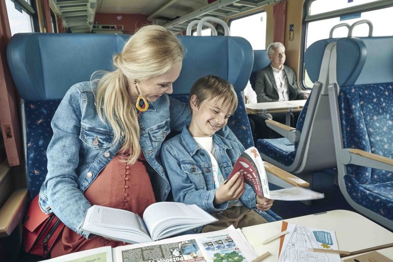 Vo vlakoch zssk si opat budete moct pozicat knihu.jpg