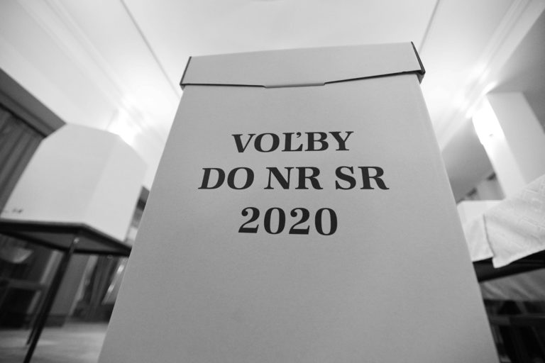 VOĽBY: Príprava a otvorenie volebných miestností