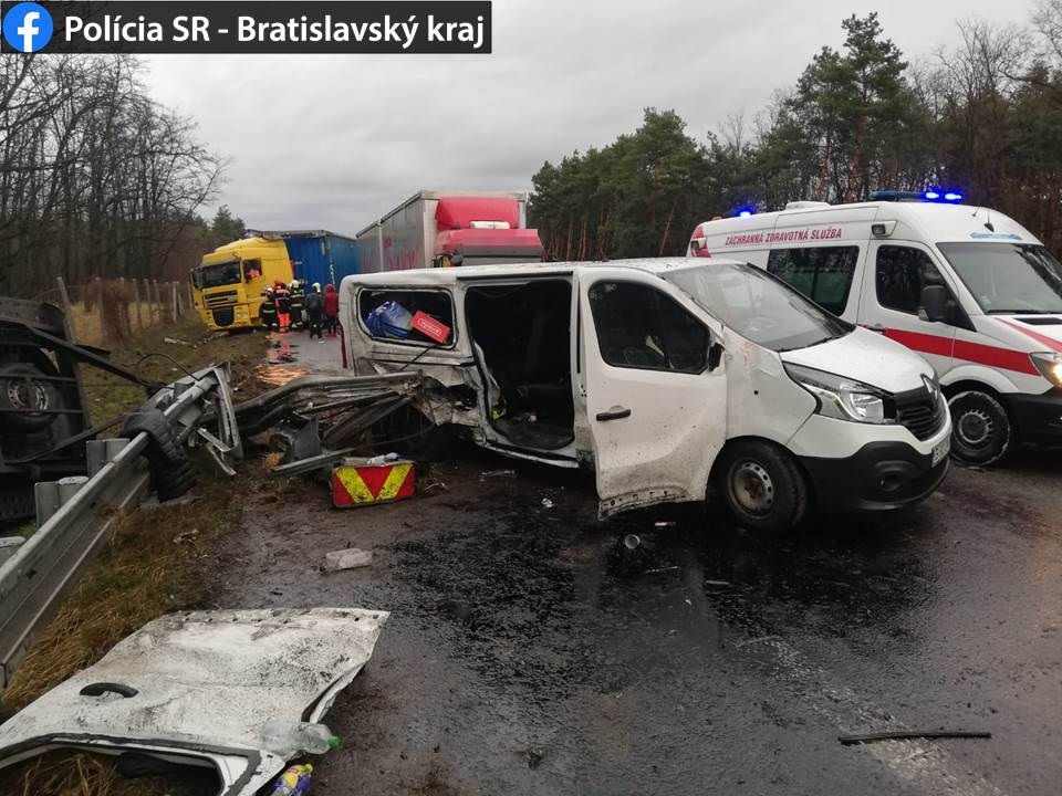 Nehoda, diaľnica D2