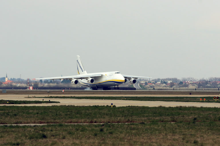 Antonov An124 Ruslan