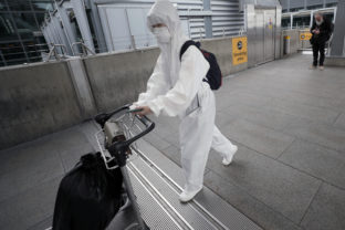 Britania virus koronavirus pandemia opatrenia