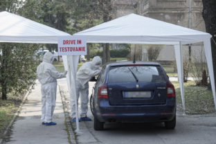 KORONAVÍRUS: Drive In testovanie v Košiciach