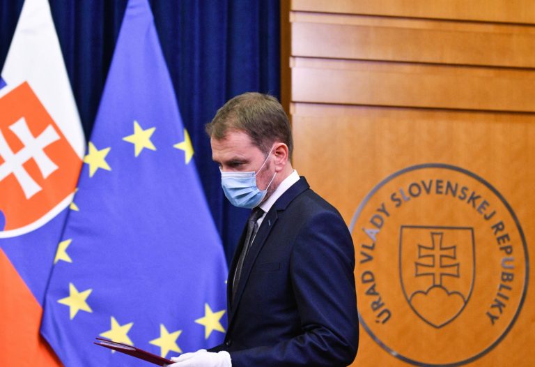 VLÁDA: Rokovanie 1. schôdze vlády SR
