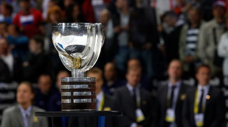 IIHF