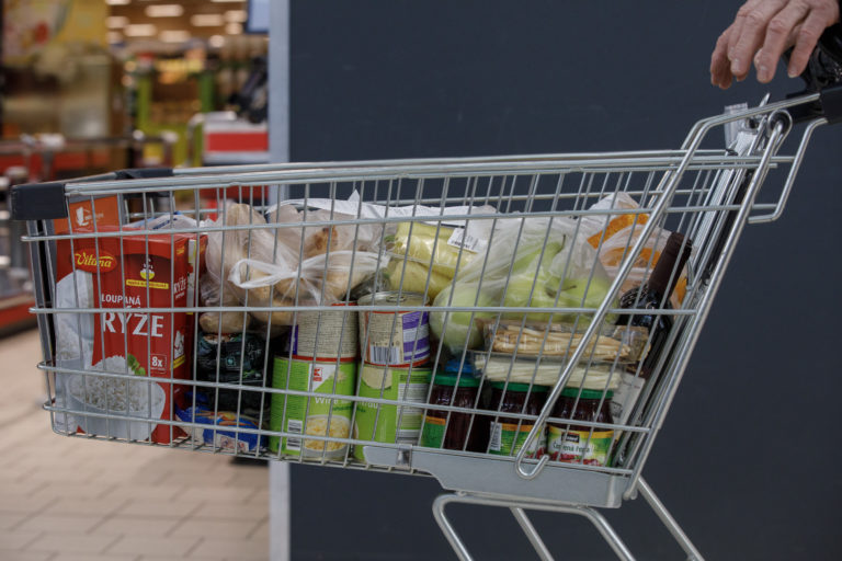 BRATISLAVA: Obchody počas mimoriadnej situácie