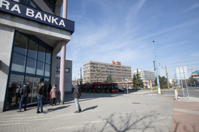 BRATISLAVA: Opatrenia proti šíreniu koronavírusu