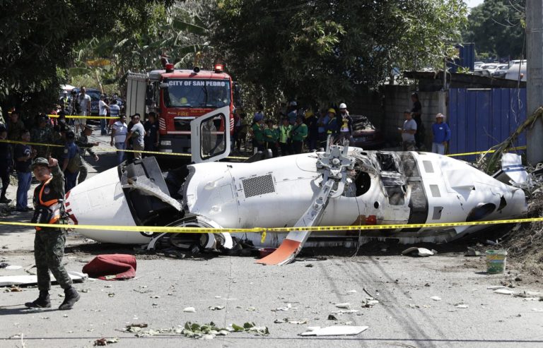 Filipíny, havária vrtuľníku