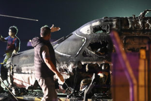 Na letisku vo filipínskej Manile vzbĺklo lietadlo s ôsmimi ľuďmi na palube