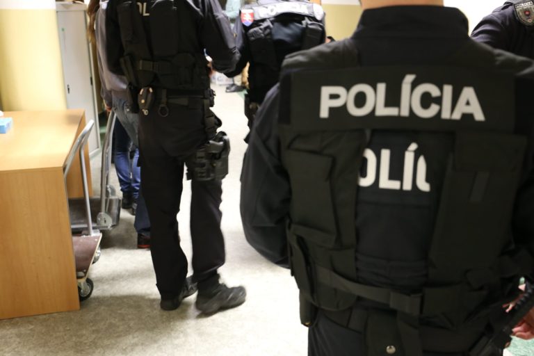 Polícia