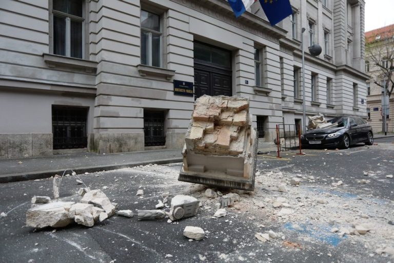 Zemetrasenie v Zahrebe