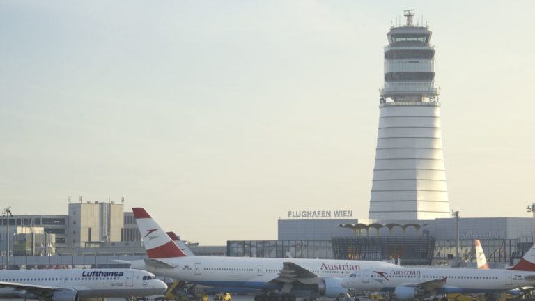 Viedenské letisko Schwechat ruší medzinárodné lety