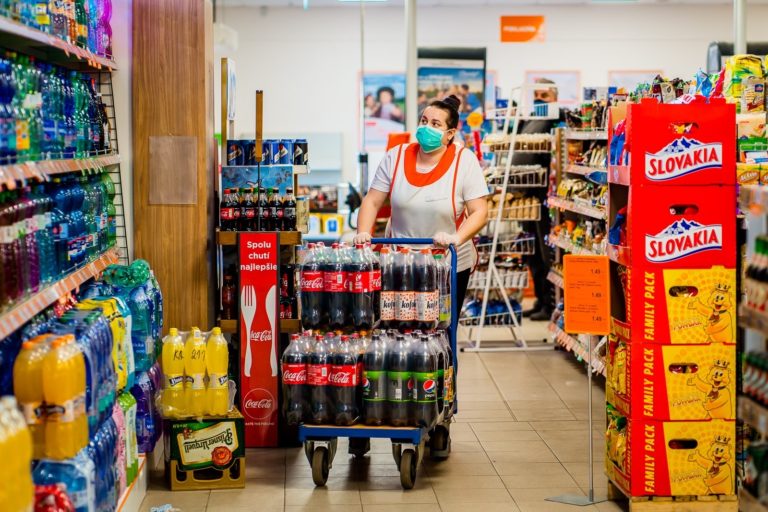 POTRAVINÁRSTVO: peciálne opatrenia pokladníkov