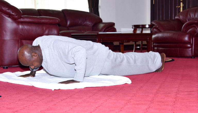 Prezident ugandy yoweri museveni.jpg