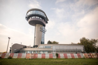 Riadiaca veža Letiska M. R. Štefánika - Airport Bratislava