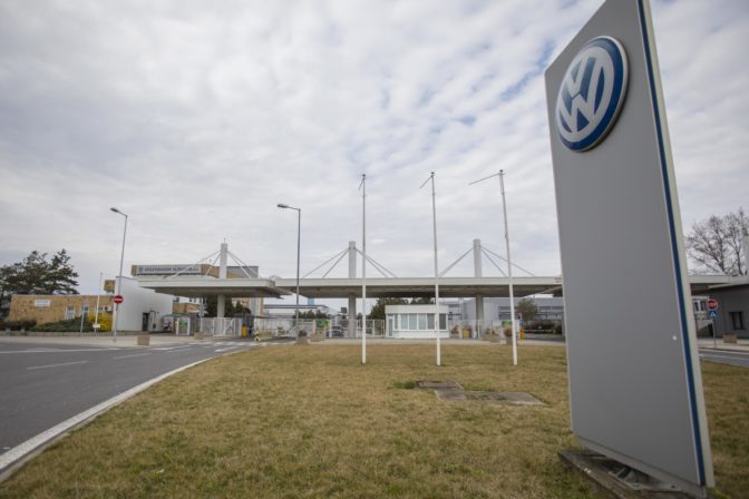 VOLKSWAGEN: Prerušenie výroby kvôli koronavírusu