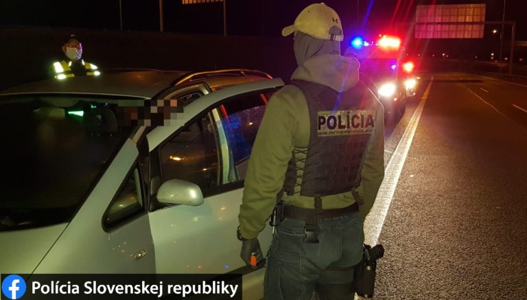 Imigranti, polícia