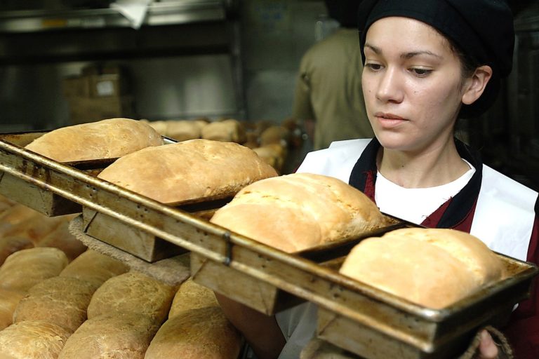 Baker 858401_1920.jpg