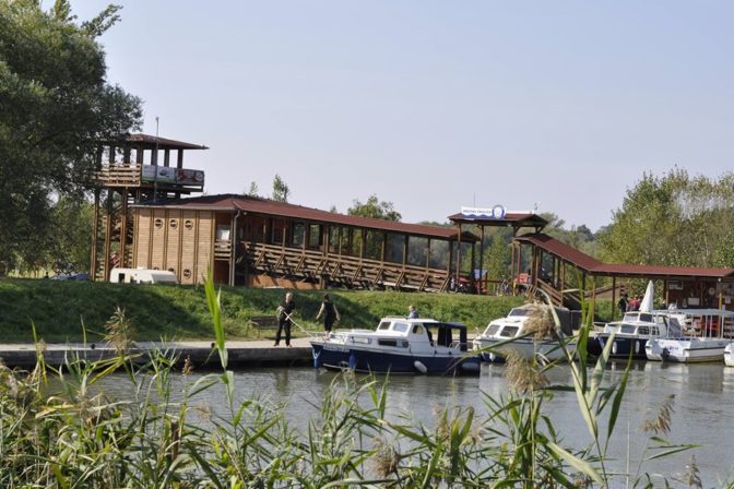 Pristav skalica na batovom kanali facebook.jpg