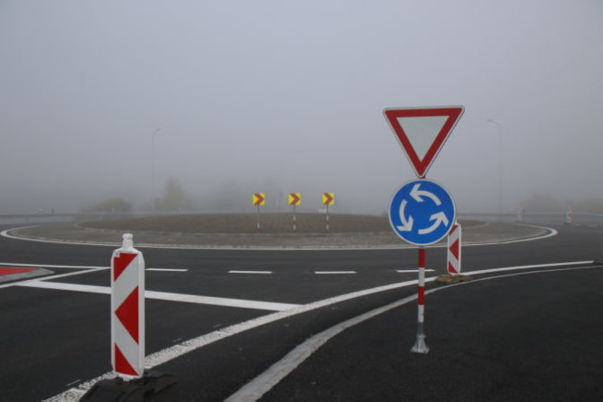 DOPRAVA: Novovybudovaná križovatka Dunajská Lužná