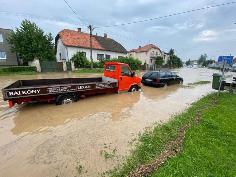 Záhorie, zatopené cesty
