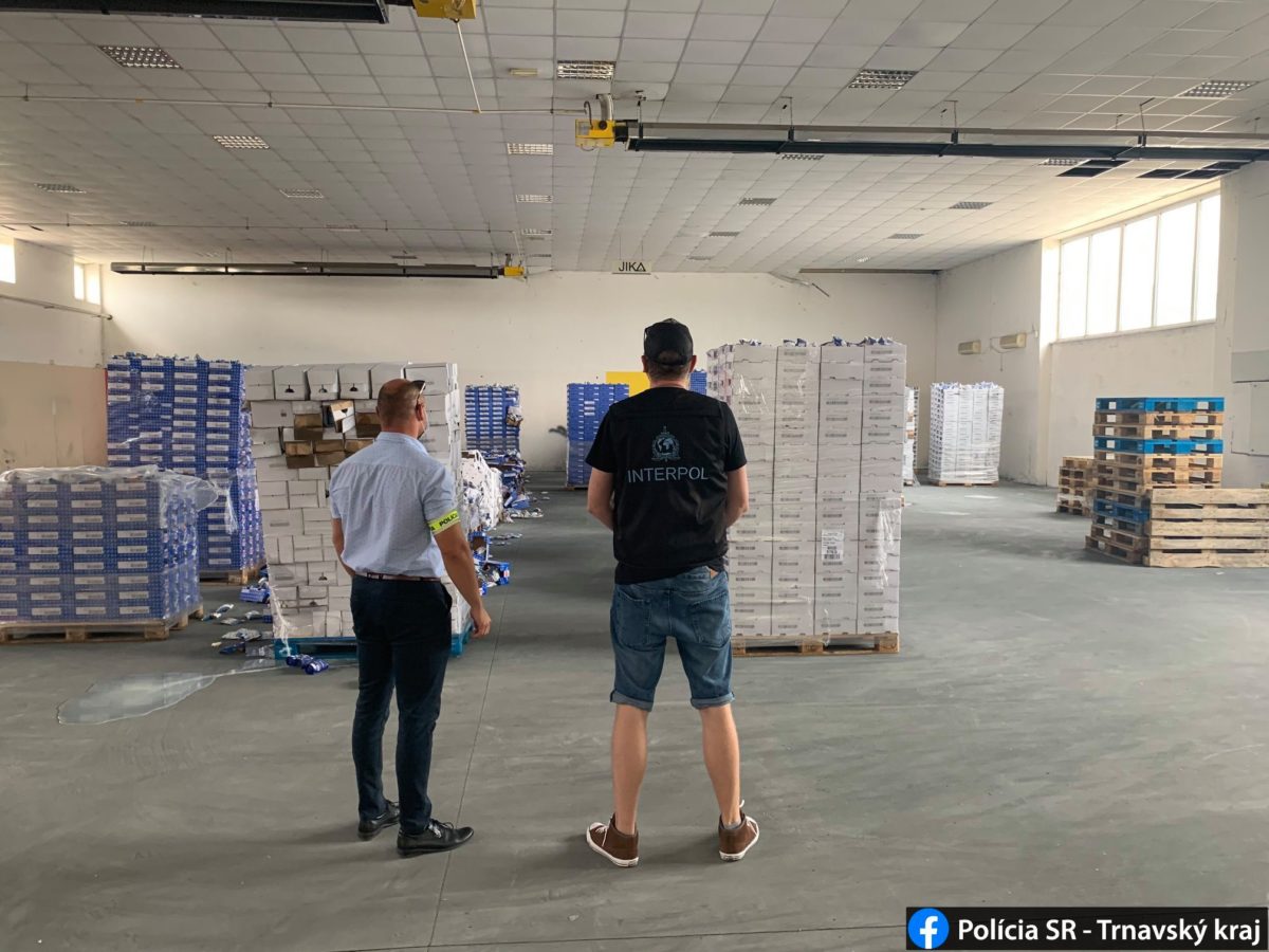 Kradnutá mozarella, polícia