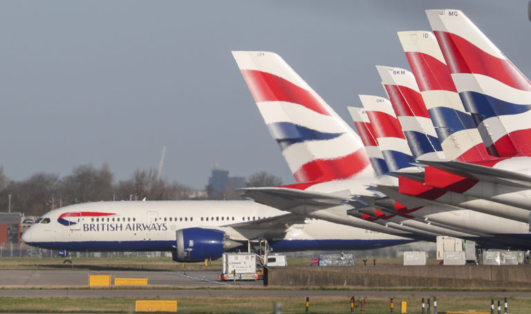 Britský letecký dopravca oznámil, že s okamžitou platnosťou vyraďuje z prevádzky lietadlá Boeing 747.