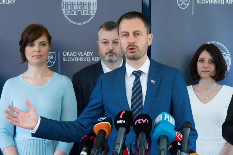 KOALÍCIA: Plníme sľuby, pomáhame ľuïom