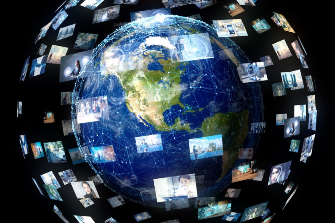 Telekomunikácie, internet