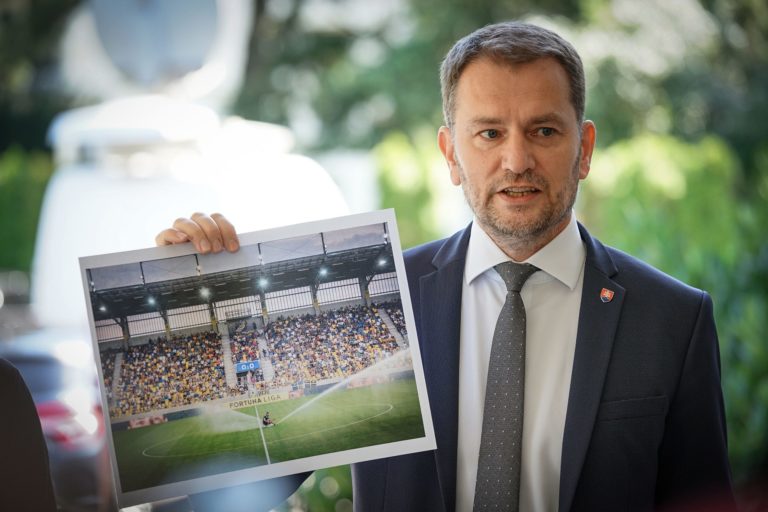 VLÁDA: Rokovanie epidemiológov