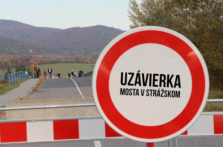 Uzávierka most,a  Strážske
