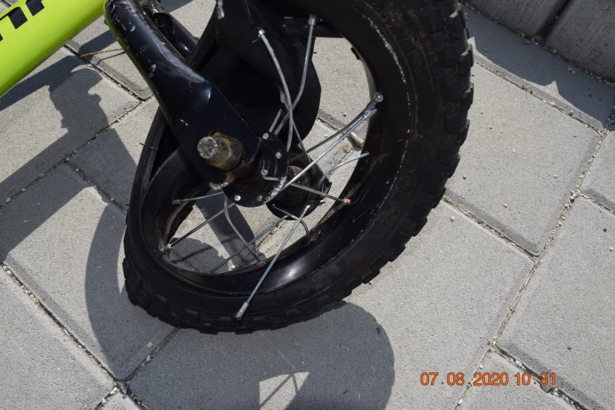 Nehoda auto odrazadlo