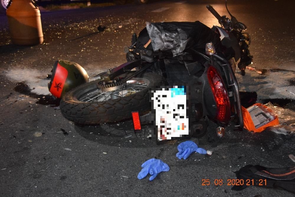 Dopravná nehoda, zrážka motorky s autom