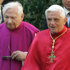 Benedikt XVI., Georg Ratzinger