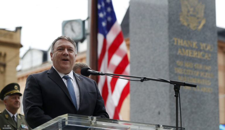Pompeo v Česku odštartoval cestu po štyroch krajinách