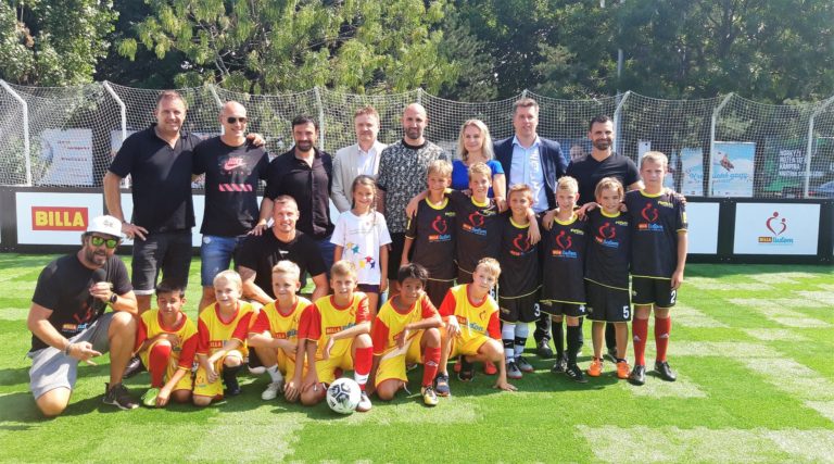 Futbal v meste_01.jpg