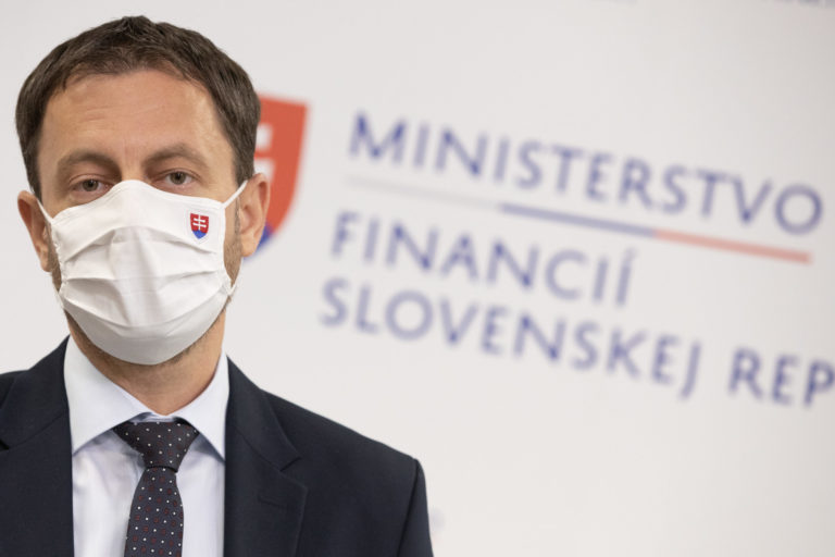 FINANCIE: Výberové konania na čelné pozície FS SR