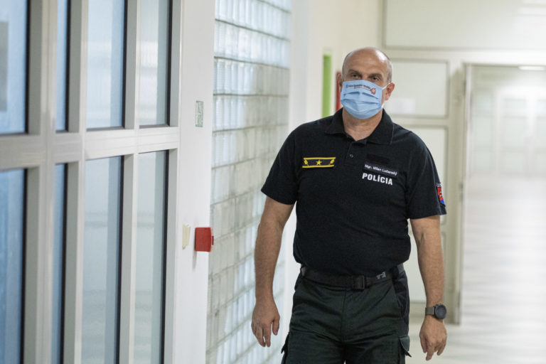 LUČANSKÝ: Vyjadrenie k odstúpeniu z funkcie